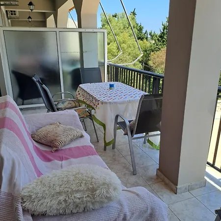 Karmiris Family With Sea View For 6persons מלון דירות זקינטוס טאון