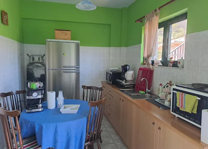 Aparthotel Karmiris Family With Sea View For 6persons