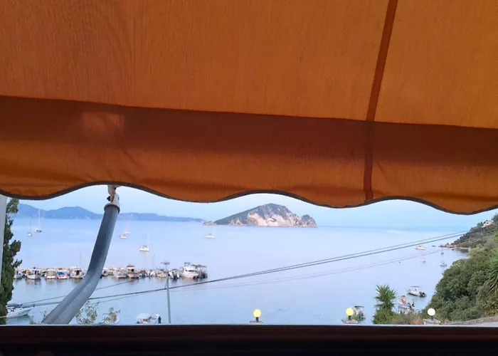 Aparthotel Karmiris Family With Sea View For 6persons Zakynthos